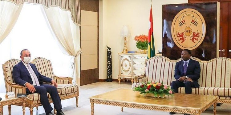 تركيا تعد دولة أفريقية بسفارة مكافأة لها على تسليم مدرسة الخدمة