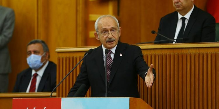 زعيم المعارضة: أردوغان هو العقل المدبر لانقلاب 2016