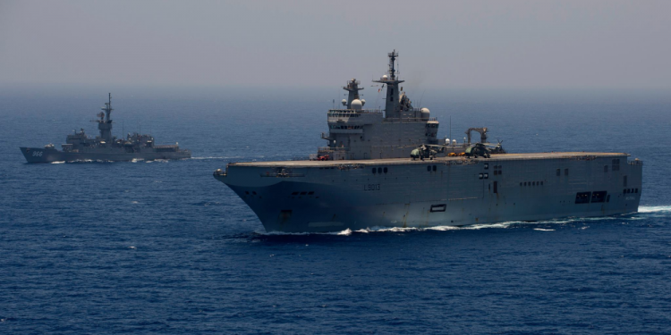 رسالة غير مباشرة.. مصر وفرنسا تجريان تدريبًا بحريًا بالبحر المتوسط