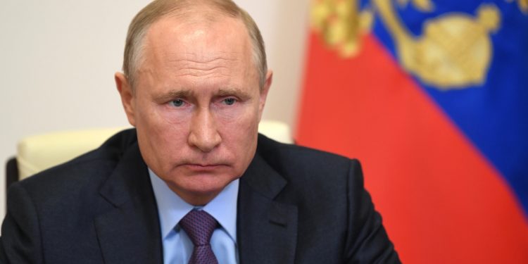 بأمر بوتين.. مناورات عسكرية بالقرب من الحدود الأذربيجانية