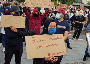 تظاهرة منددة بالعنصرية ضد المحجبات في بروكسل