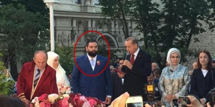 توقيف قيادي بحزب داود أوغلو حضر أردوغان حفل زفافه