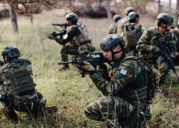 الجيش اليوناني يتأهب بعد تحركات تركيا المنزعجة من ترسيم الحدود مع مصر