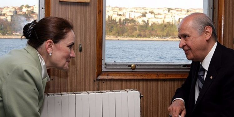 حليف أردوغان يدعو “المرأة الحديدية” للعودة إلى صفوف حزبه