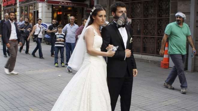 تركيا تمنع الرقص في حفلات الزفاف