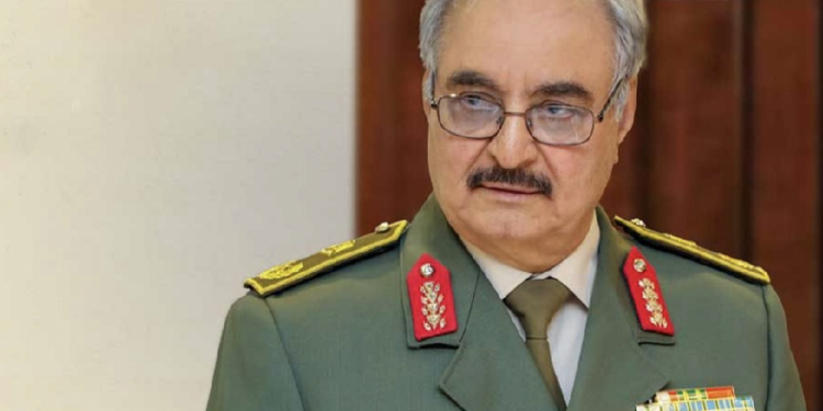 قائد الجيش الوطني الليبي حفتر: يتوعد الأتراك بدرس لن ينسوه