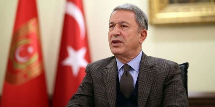 وزير دفاع تركيا: وظفنا نحو 100 ألف عسكريًا في الجيش منذ الانقلاب