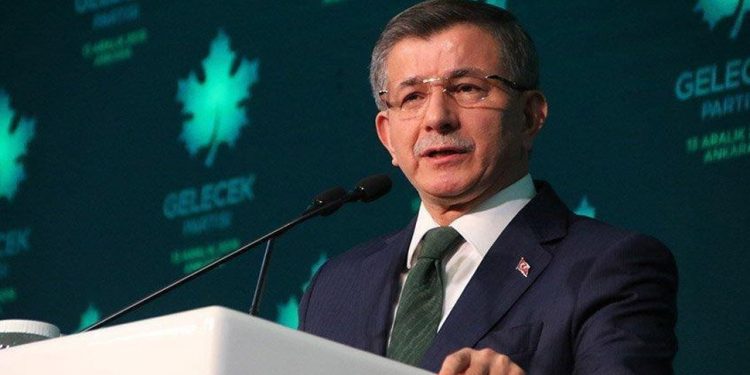 داود أوغلو: أتمنى ألا يكون اكتشاف الغاز مثل سابقيه!