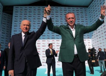 استطلاع رأي يكشف نسبة تأييد التحالف الحاكم في تركيا