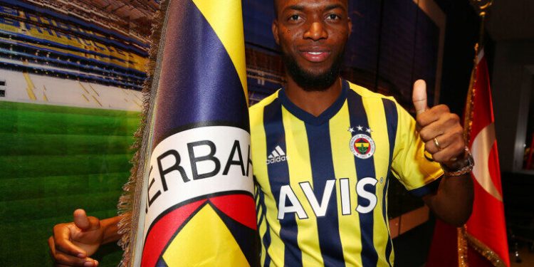 تركيا.. فنربخشة يتعاقد مع الإكوادوري إينير فالنسيا