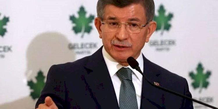 تركيا.. داود أوغلو يعلق على مساعي لتأسيس حزب جديد