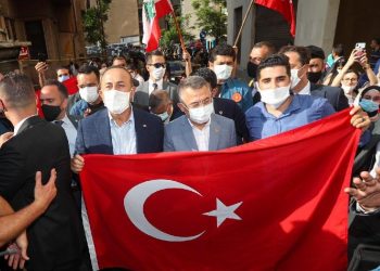 إغواء اللبنانيين بالجنسية.. أردوغان يستغل الحادث الأليم لتنفيذ خطط التريك