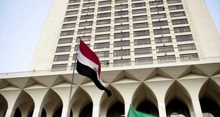 مصر تدين استهداف مطار أبها الدولي بطائرة مفخخة