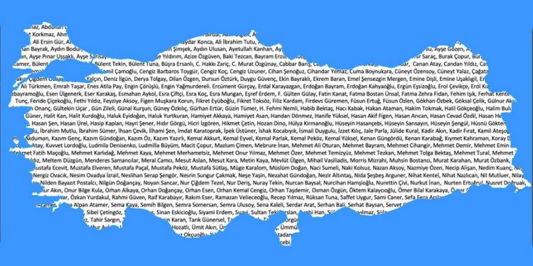 تركيا.. المئات يدعمون “أصحاب الشعر الرمادي” لمواجهة أردوغان