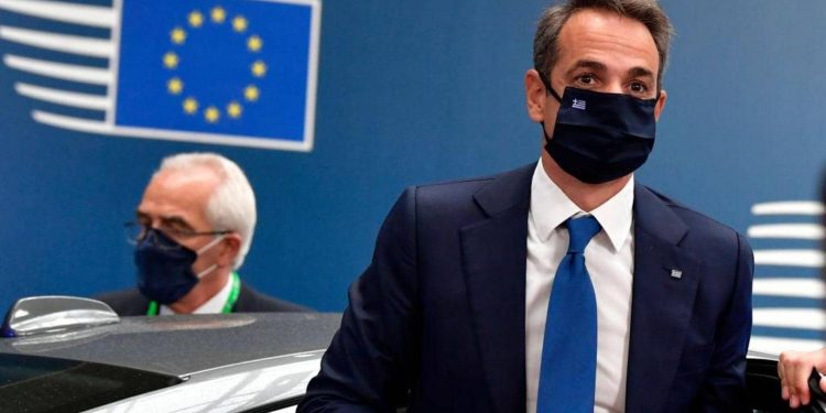 اليونان: على تركيا الكف عن “تهديداتها” لبدء محادثات