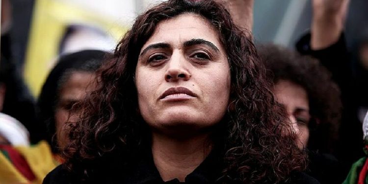 تركيا.. سجن رئيسة حزب كردي سابقة بتهمة “إهانة أردوغان”