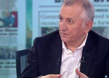 كاتب للتحالف الحاكم: ألستم من سمح ببث رسالة أوجلان عبر التلفزيون الرسمي؟