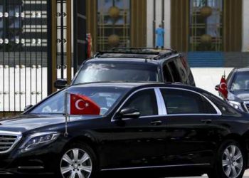 تركيا.. مليار ليرة تكلفة استئجار الحكومة للسيارات خلال 22 شهرًا
