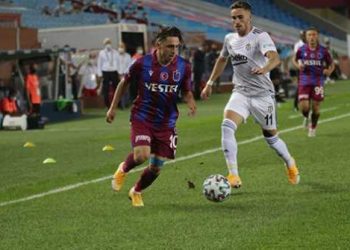 بشيكطاش يتغلب على طرابزون سبور بثلاثة أهداف