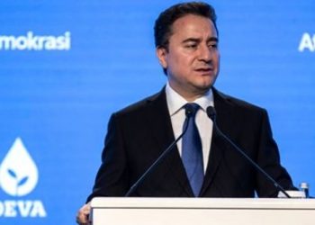 علي باباجان يتابع مع رئيس الحزب الكردي قضية معتقلي “كوباني”