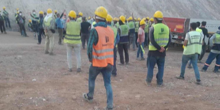 إضراب عمال محطة أككويو النووية في تركيا