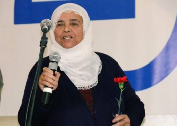 ناشطة كردية تصاب بنوبة قلبية حادة في السجن