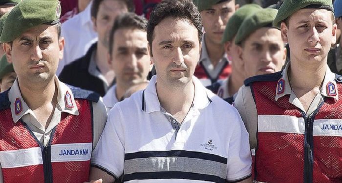 تركيا.. طيار متهم في أحداث الانقلاب يثبت زيف الاتهامات الموجهة له