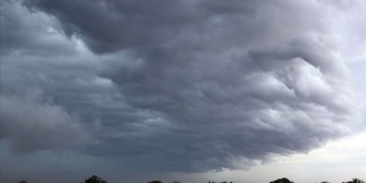 الأرصاد الجوية: عاصفة قوية تضرب تركيا