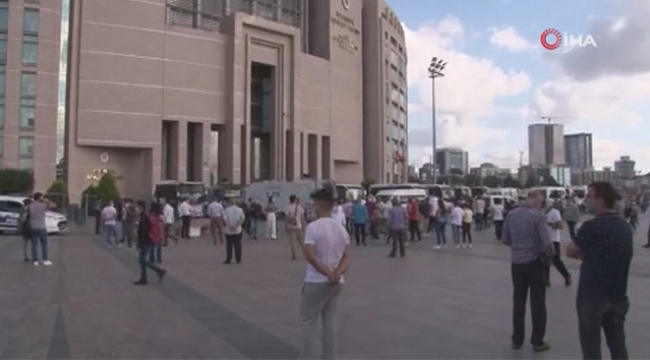 اشتباكات مسلحة أمام دار القضاء في إسطنبول