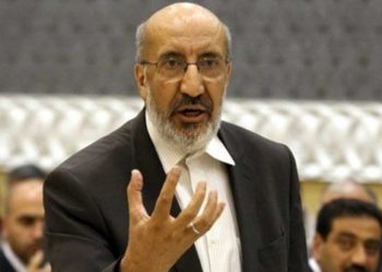 تركيا.. جمعية الصحفيين تفصل كاتبًا “إسلاميًّا” لإهانته السيدات