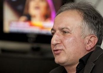 قريب أردوغان ينتقد تلاسن وزير الداخلية مع سياسي معارض