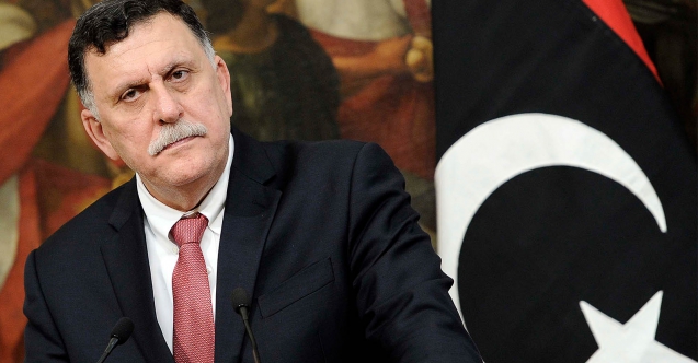 جاويش أوغلو يعلق على استقالة فايز السراج