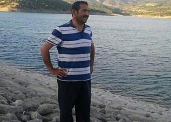 وفاة أستاذ جامعي أعلى قمة جبل صعده للاتصال بالإنترنت!