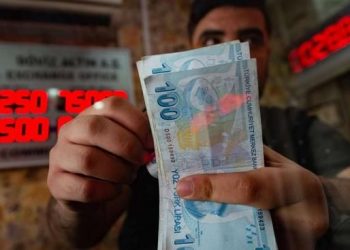 تركيا معدلات الفقر ترتفع في 8 ولايات كردية