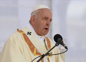 بابا الفاتيكان يعلق على أزمة شرق المتوسط