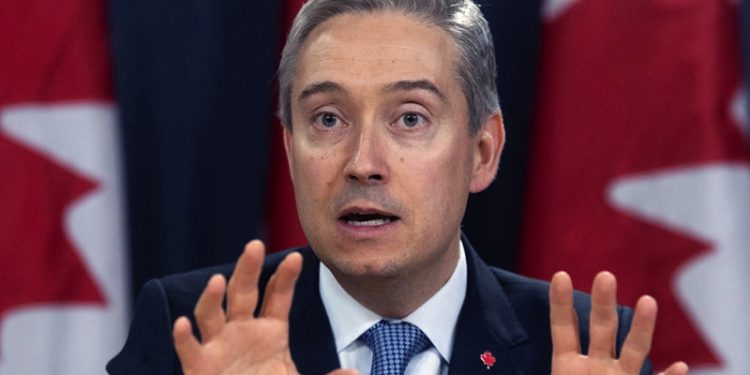 كندا: مستعدون للوساطة بين تركيا واليونان