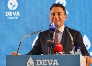 باباجان: لماذا سمحتم بالانتخابات طالما ستعزلون رؤساء البلديات المنتخبين؟