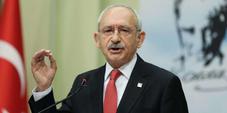 كليجدار أوغلو: أرمينيا ترتكب جرائم حرب في “كنجة“ الأذربيجانية