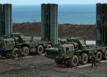 فيديو.. إطلاق صاروخ بمنطقة اختبار تركيا لـ”إس-400″ الروسية