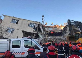 زلزال إلازيغ أصاب 200 ألف منزل والحكومة ستبني 2000 منهم طوال عام!