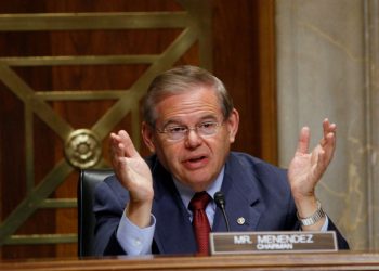 سيناتور أمريكي يدعو تركيا إلى الإفراج عن الصحفيات المعتقلات