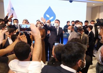 باباجان: أردوغان وضع حق الانتخاب تحت الأقدام