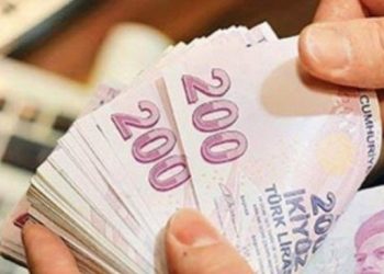 بلومبرج: أطول فترة هبوط لليرة التركية منذ عام 1999