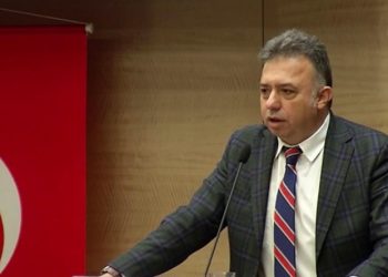 عضو بالمحكمة الدستورية التركية يعتذر عن تغريدة أزعجت أردوغان