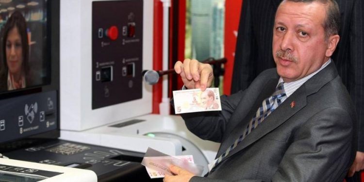 تركيا.. زيادة في راتب أردوغان تعادل 3 أضعاف الحد الأدنى للأجور