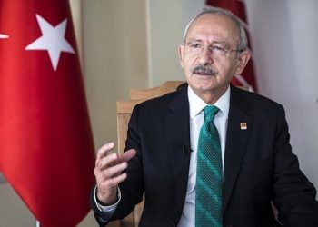 كليجدار أوغلو: تركيا ليست شركة عائلية ومستعدون لدعم أردوغان إذا “تعلم الدرس”!