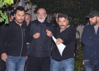 هل يفرج أردوغان عن معارضين بارزين لتلميع صورته؟