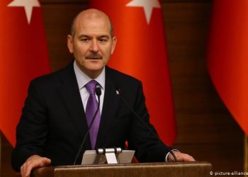 وزير داخلية تركيا: الانتربول لا يعترف بأحكام القضاء!