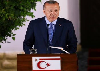 القبارصة الشماليون يستبقون زيارة أردوغان بمظاهرات احتجاجية