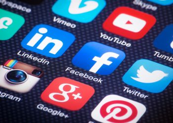 تركيا.. 10 ملايين ليرة غرامة على فيسبوك وتويتر